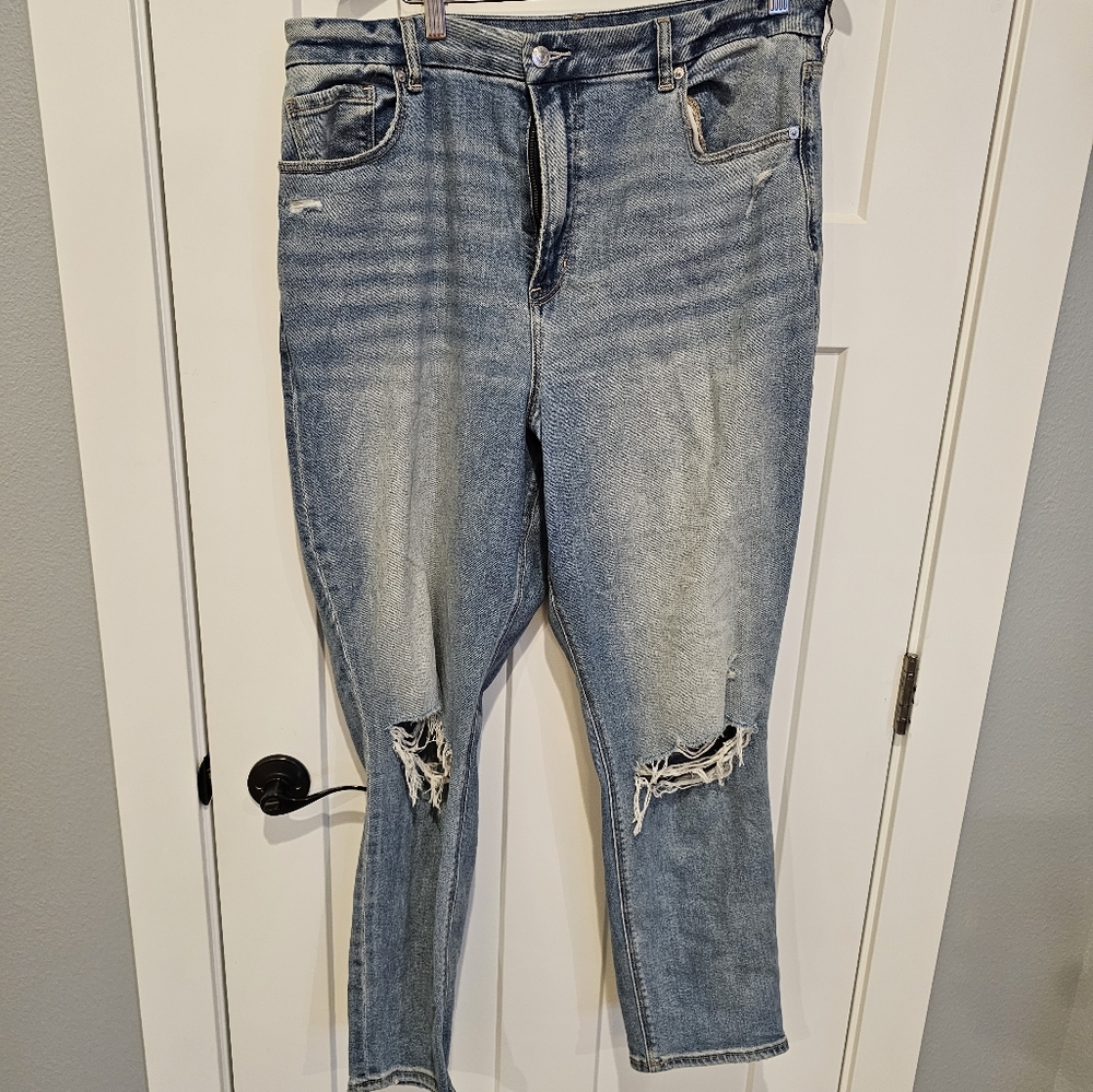 Old Navy Curvy Mom Jeans
